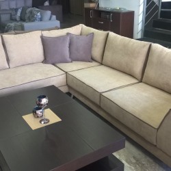 Σαλόνι γωνία ΕLENA  2,60X2,30X0,90  σε μπεζ χρώμα, και μεταλλικό πόδι