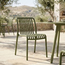 Καρέκλα Zoi pakoworld pp σε σκούρη πράσινη απόχρωση 42x58x79εκ